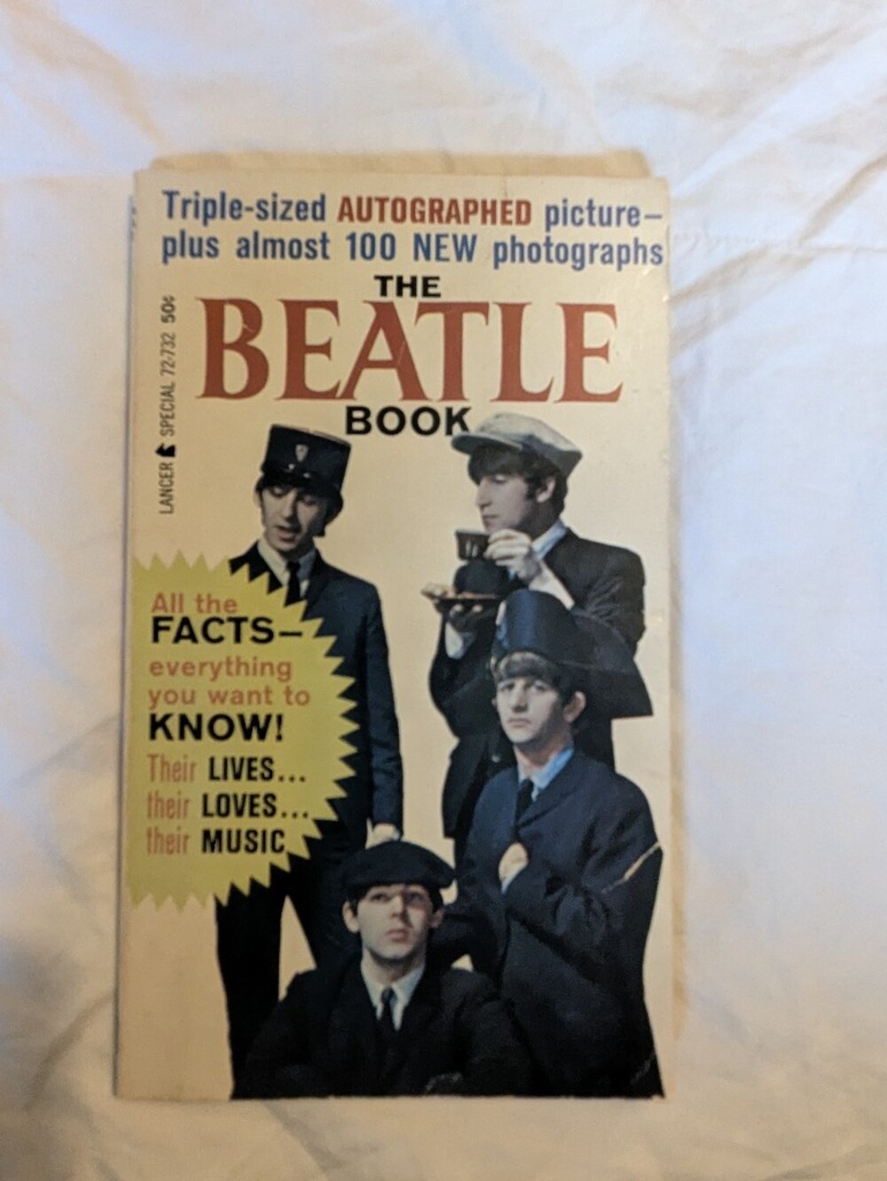 1964 Rare Vintage Beatles Fan Paperback In Excellent Condition Spine Intact